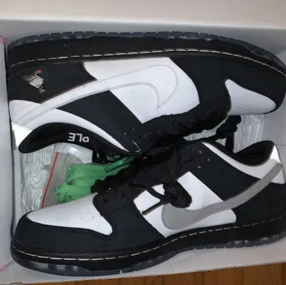 Nike SB dunks panda pigeon